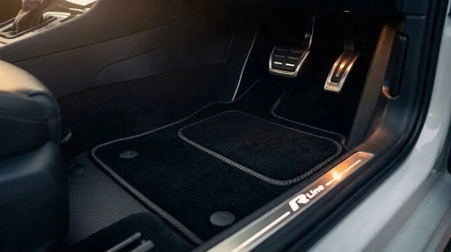 Tailored car floor mats set - car,